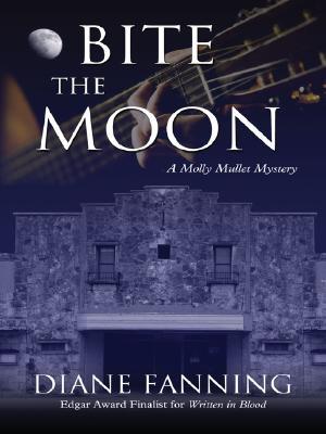 Bite the Moon (2007) by Diane Fanning